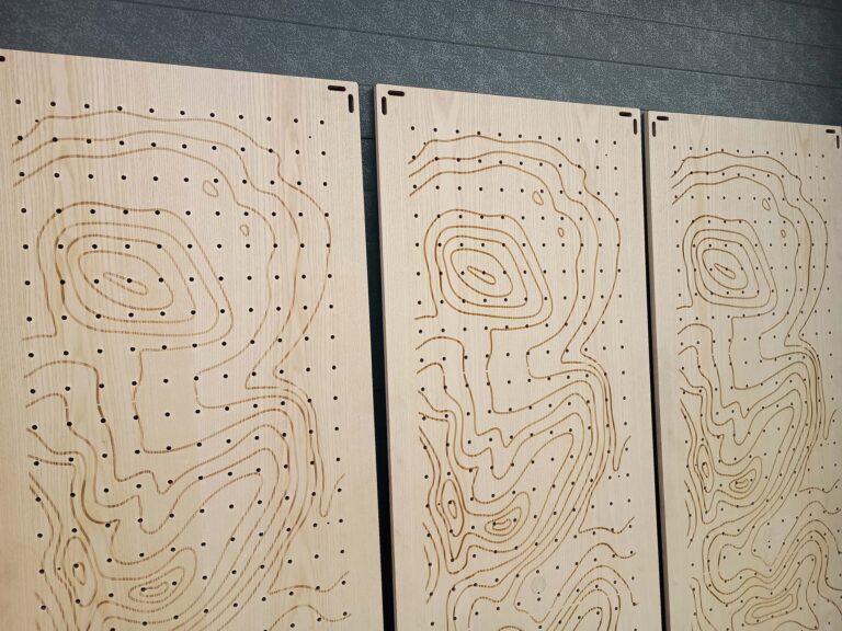 Read more about the article Laser Etched Wooden Panels – Shopfitting and Interior Design